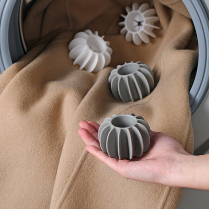 Reusable Pet Hair Cleaning Ball